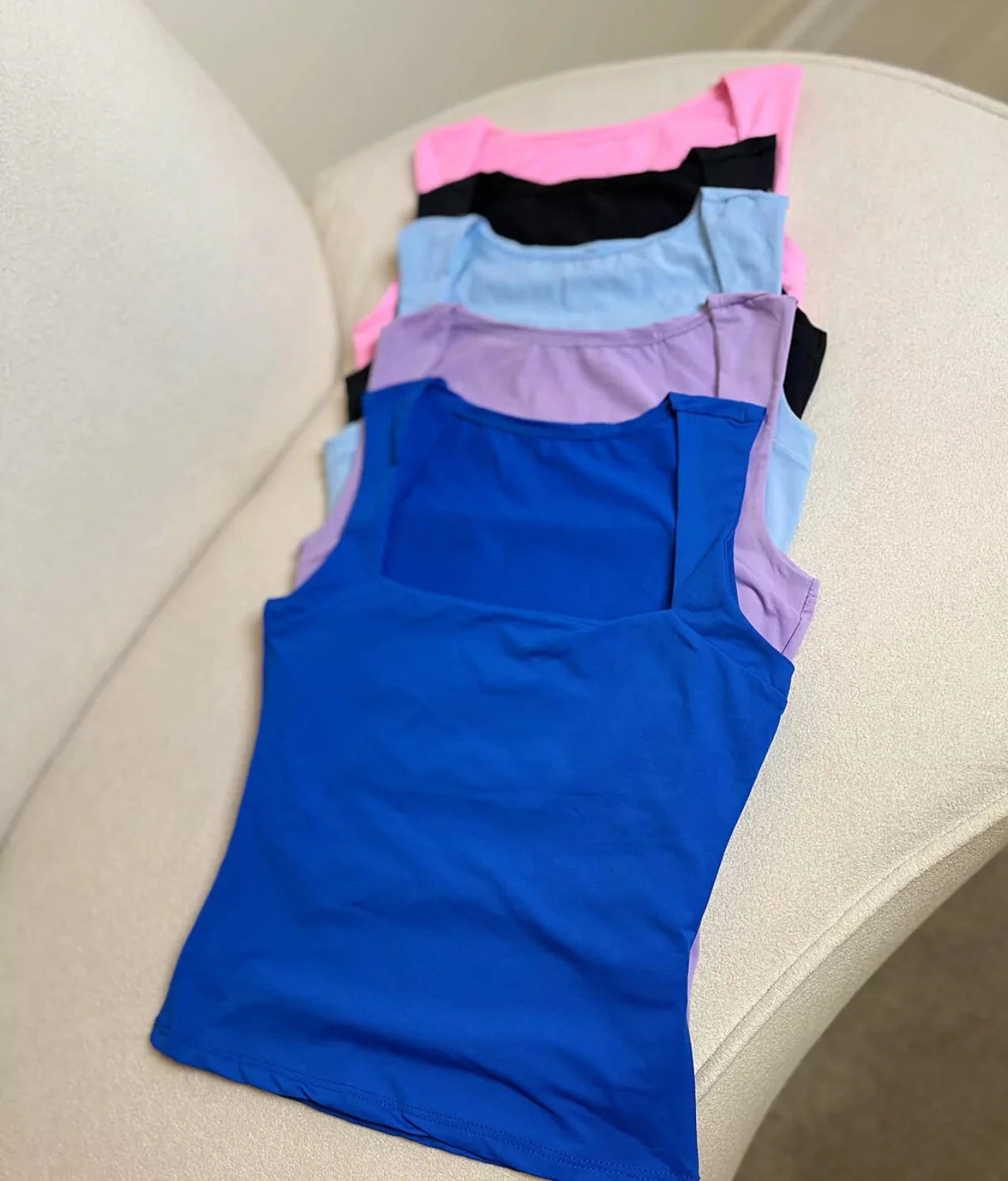 Blusinha Paola _ TAM_ u (pink, amarela, verde água) $49,90 Blusinha Paola - Tamanho único - Imagem 1