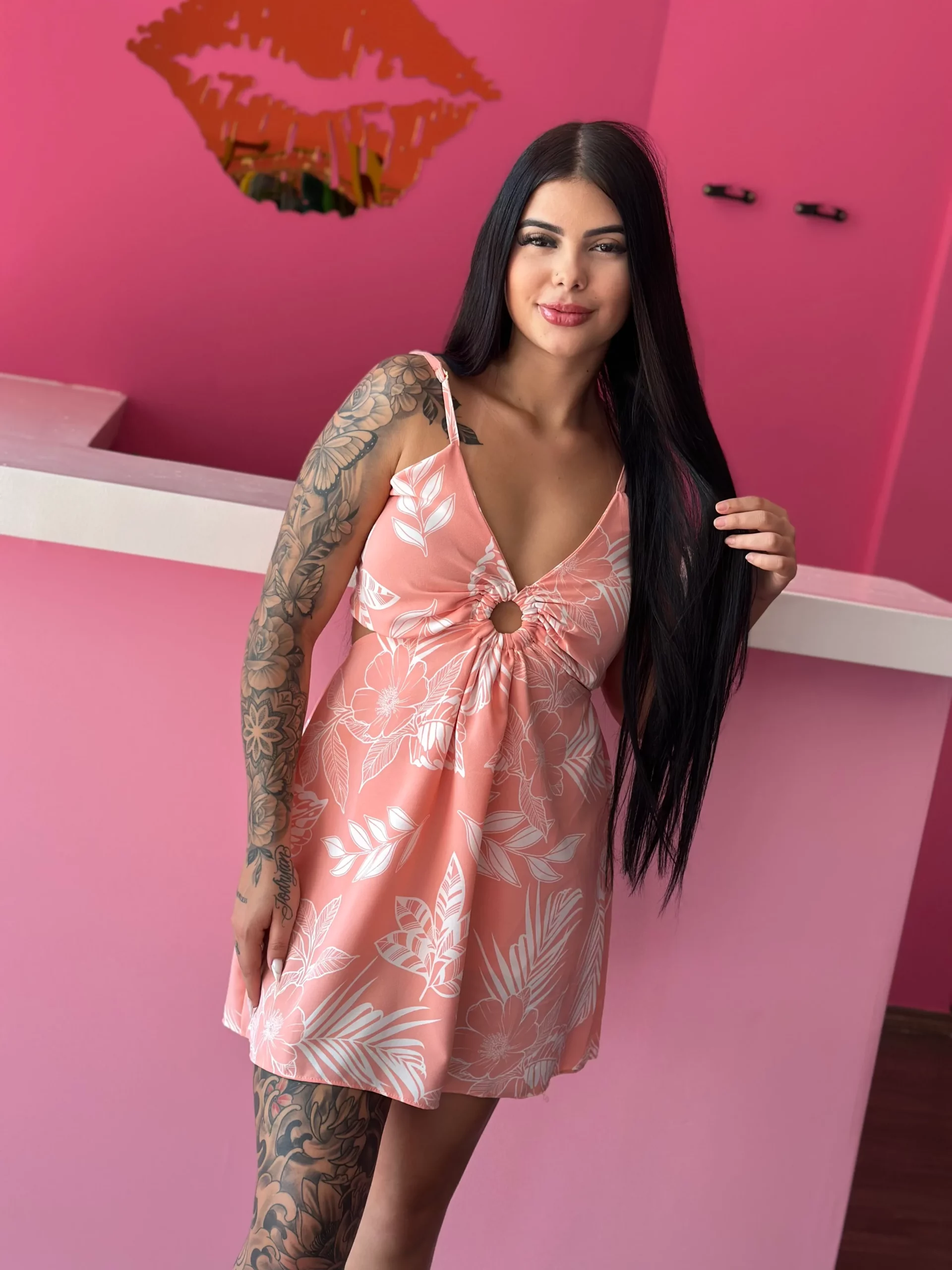 Macaquinho floral _ TAM _ M ( salmão e azul ) $75,00 Maquaquinho floral - Imagem 1